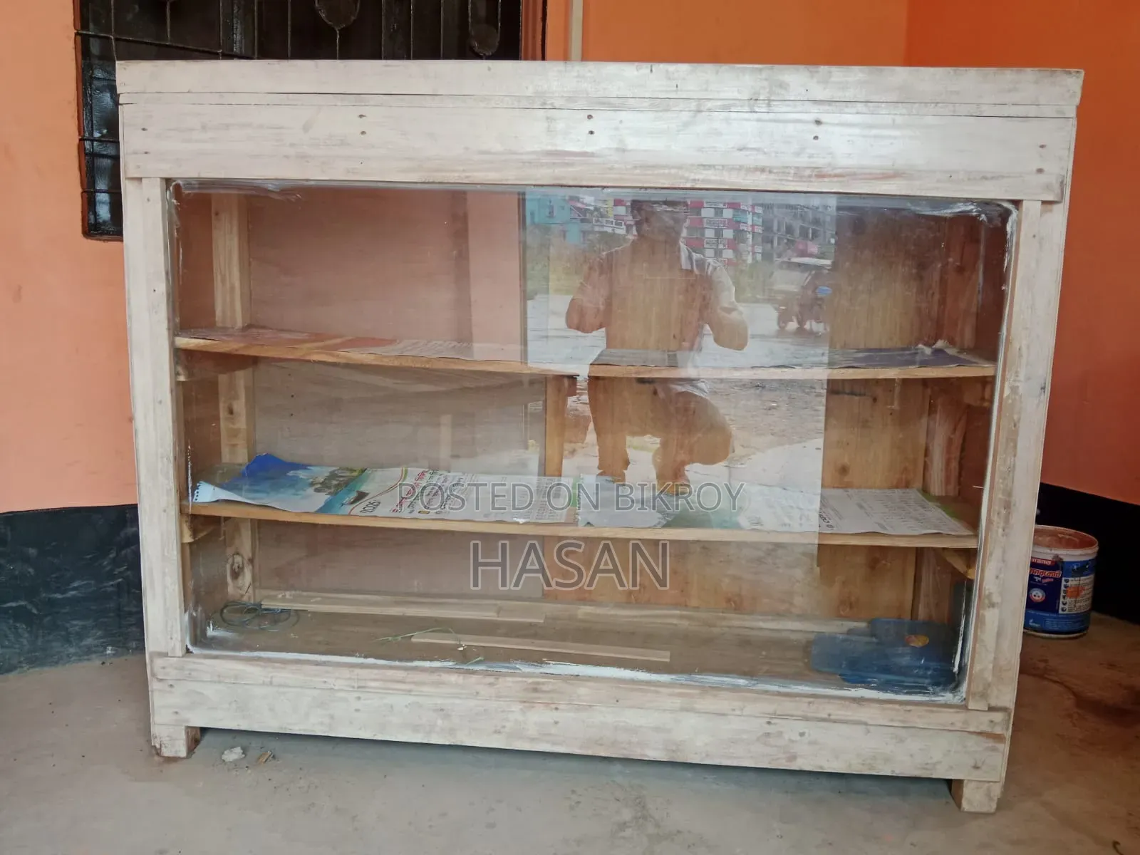 Shop Showcases