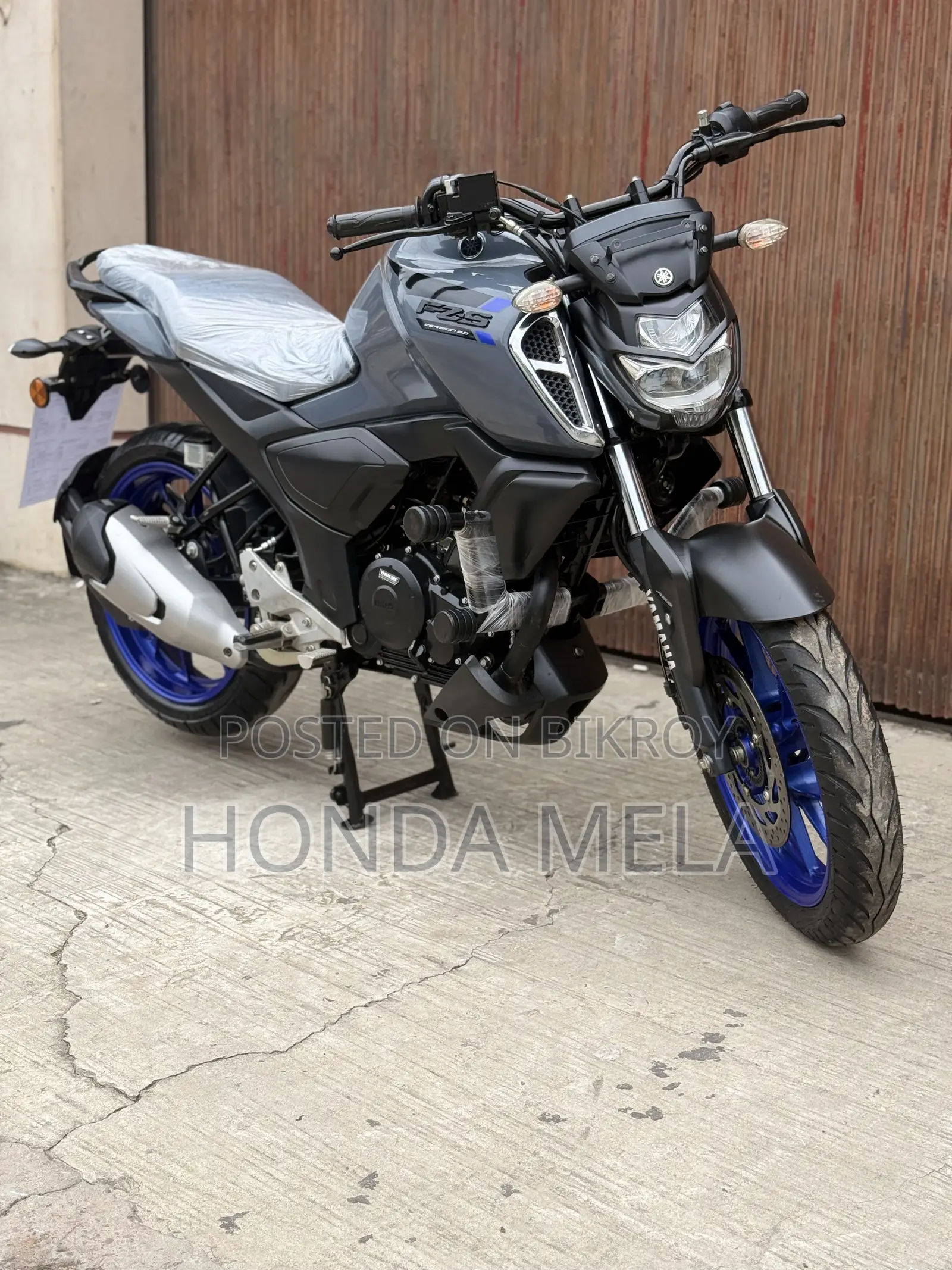 Yamaha FZS V3 2023 Gray
