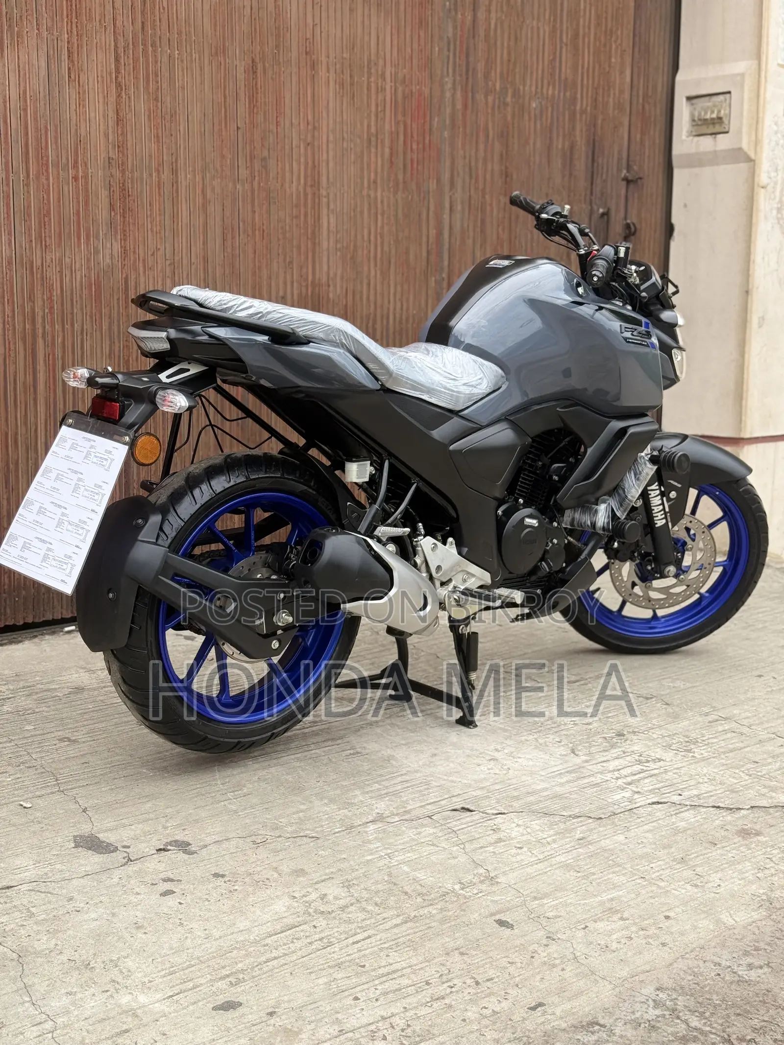Yamaha FZS V3 2023 Gray