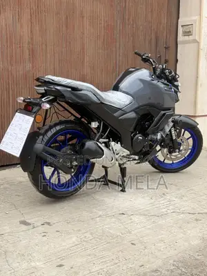 Yamaha FZS V3 2023 Gray