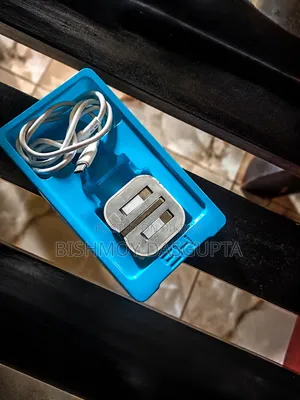 আইফোন অ্যাডাপ্টার