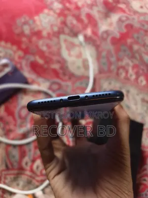 Xiaomi Pocophone F1 128 GB