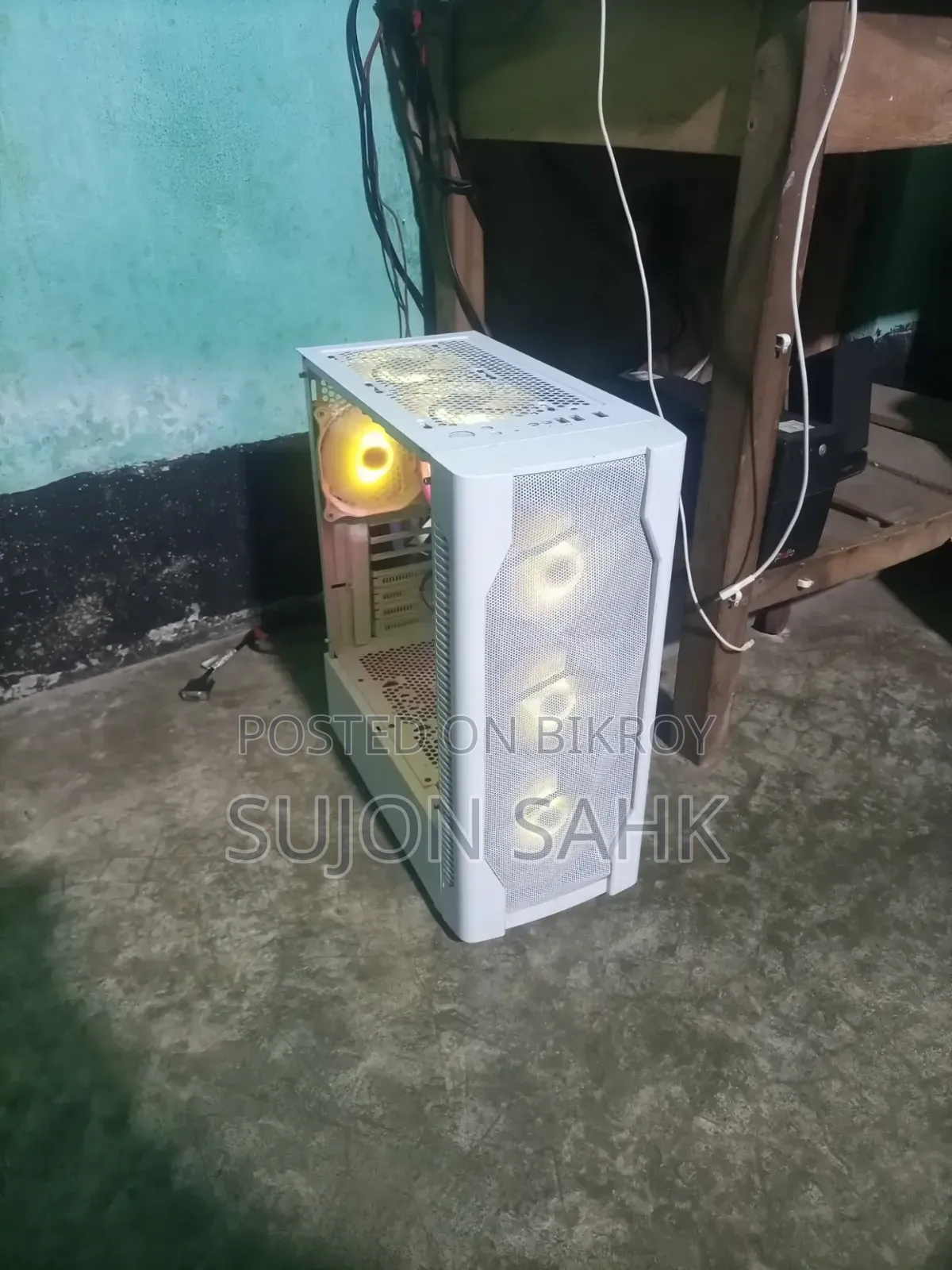 Desktop Computer 4GB Intel Core i3 SSD 128GB