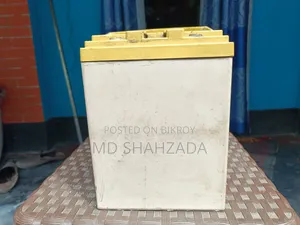 ভ্যানের ১৫ কেজি ব্যাটারি।