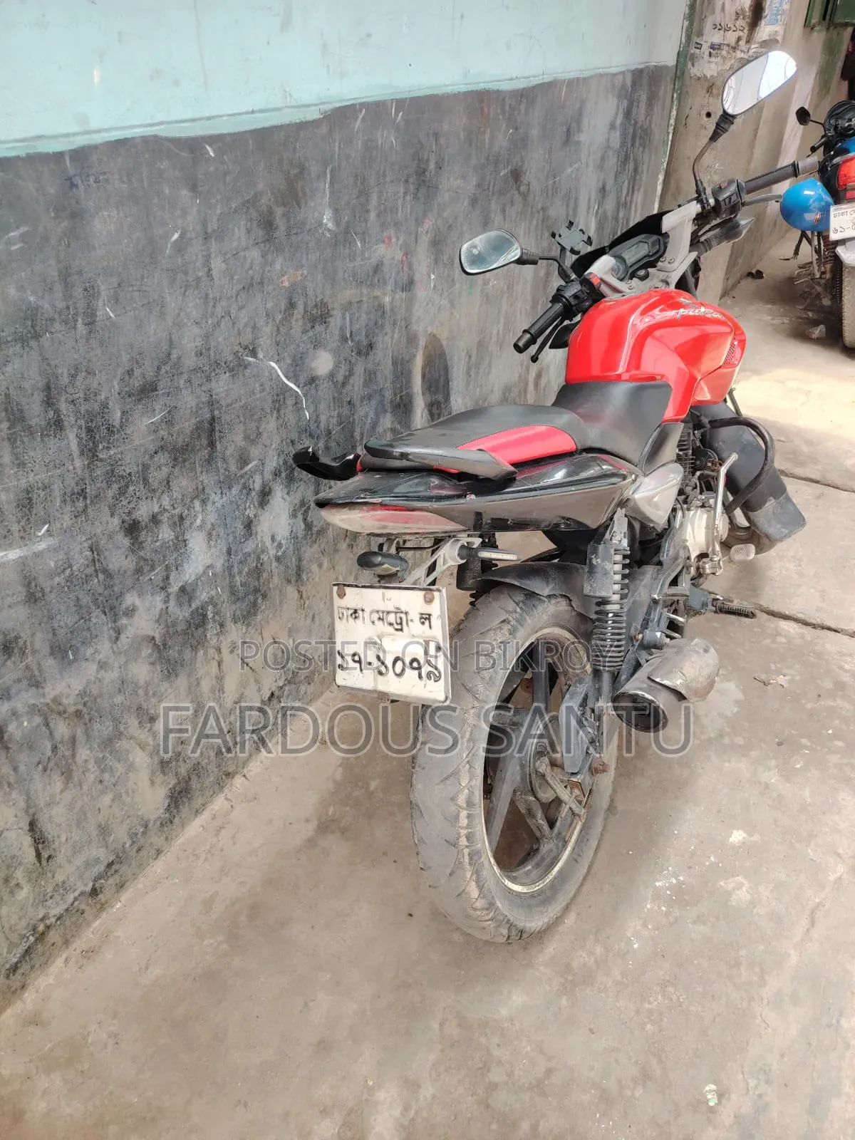 Bajaj Pulsar 135 LS 2010 Red
