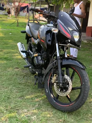 বাজাজ পালসার ১৫০ ২০২০ কালো