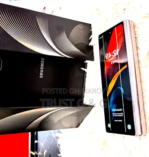 Samsung Galaxy Z Fold 2 256 GB Rose Gold
