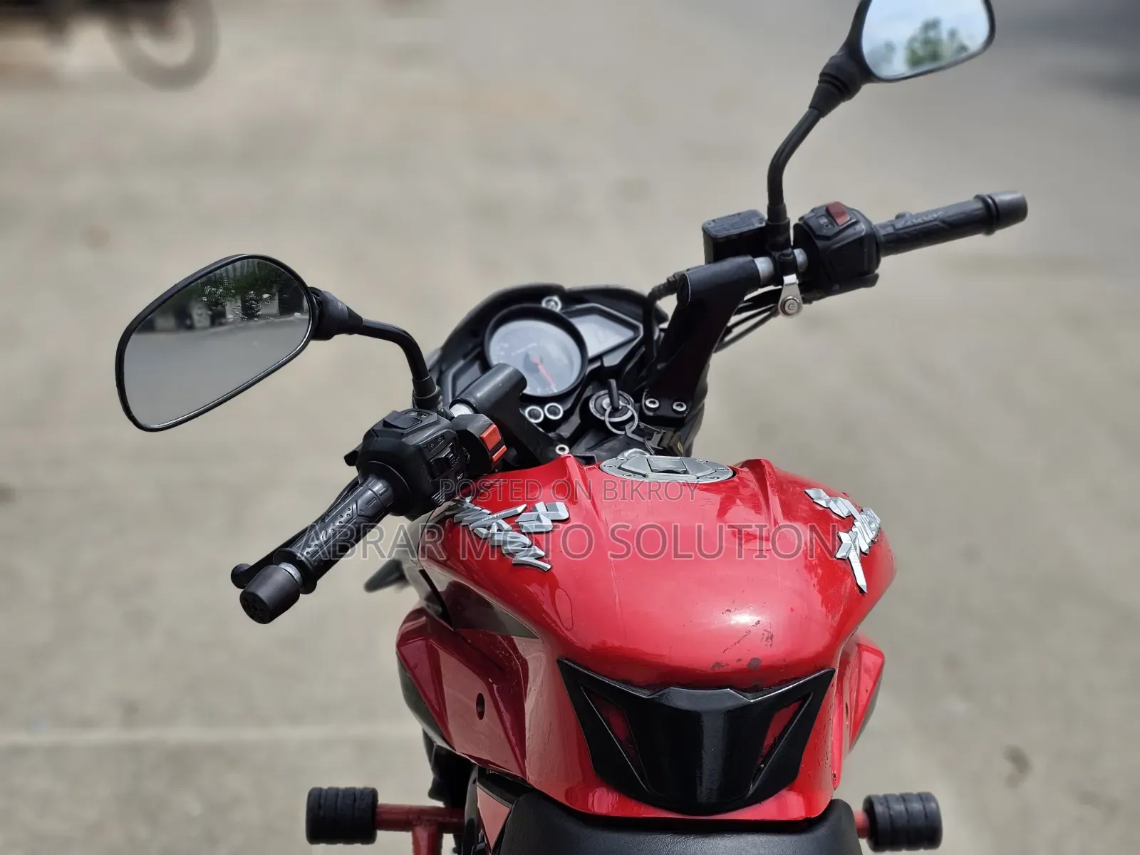 Bajaj Pulsar NS 160 2018 Red