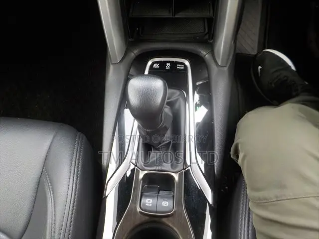 Toyota Corolla Cross 2023 Pearl