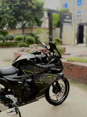 Suzuki Gixxer SF FI 2023 Black