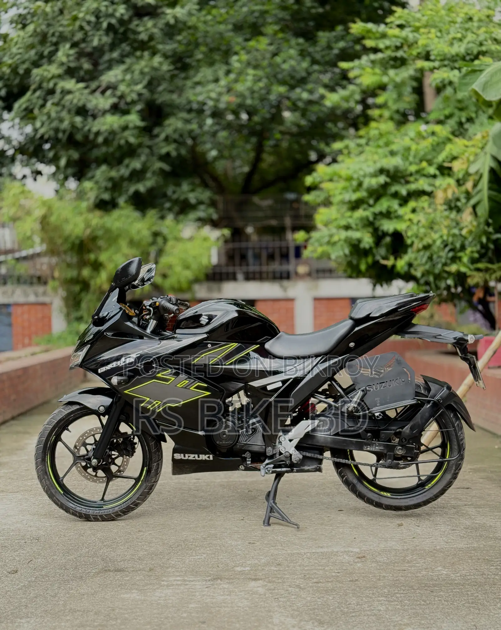 Suzuki Gixxer SF FI 2023 Black