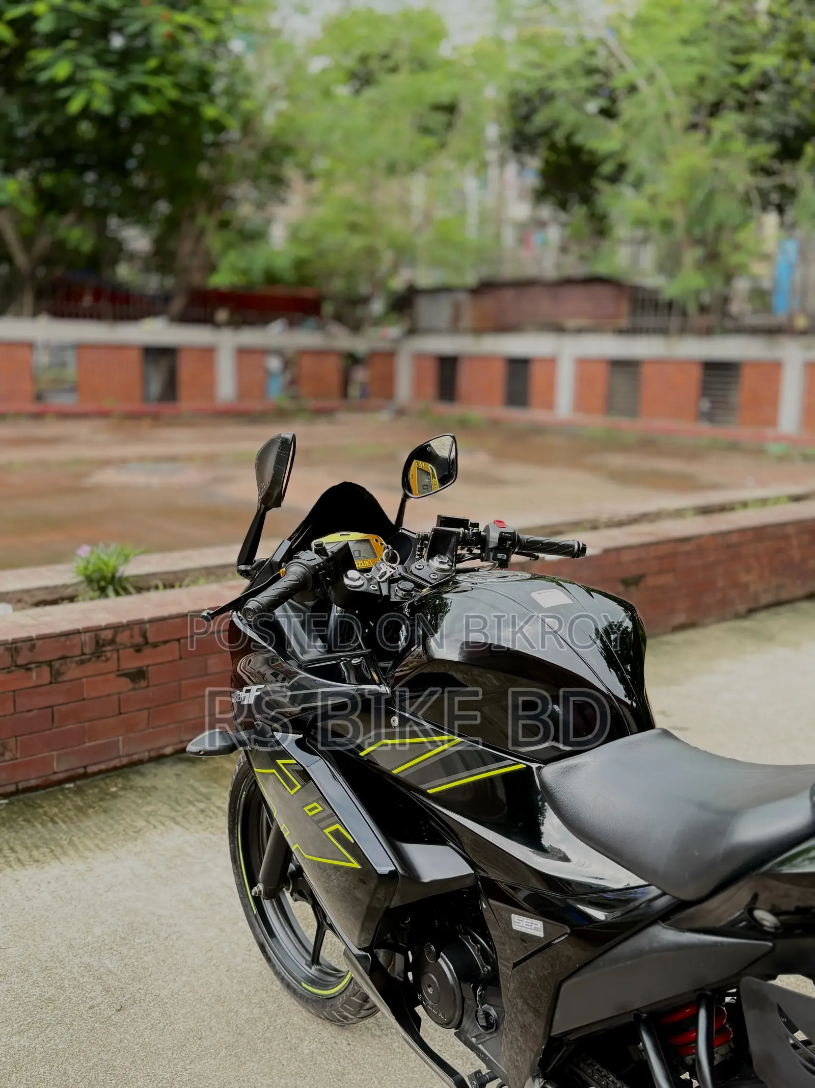 Suzuki Gixxer SF FI 2023 Black