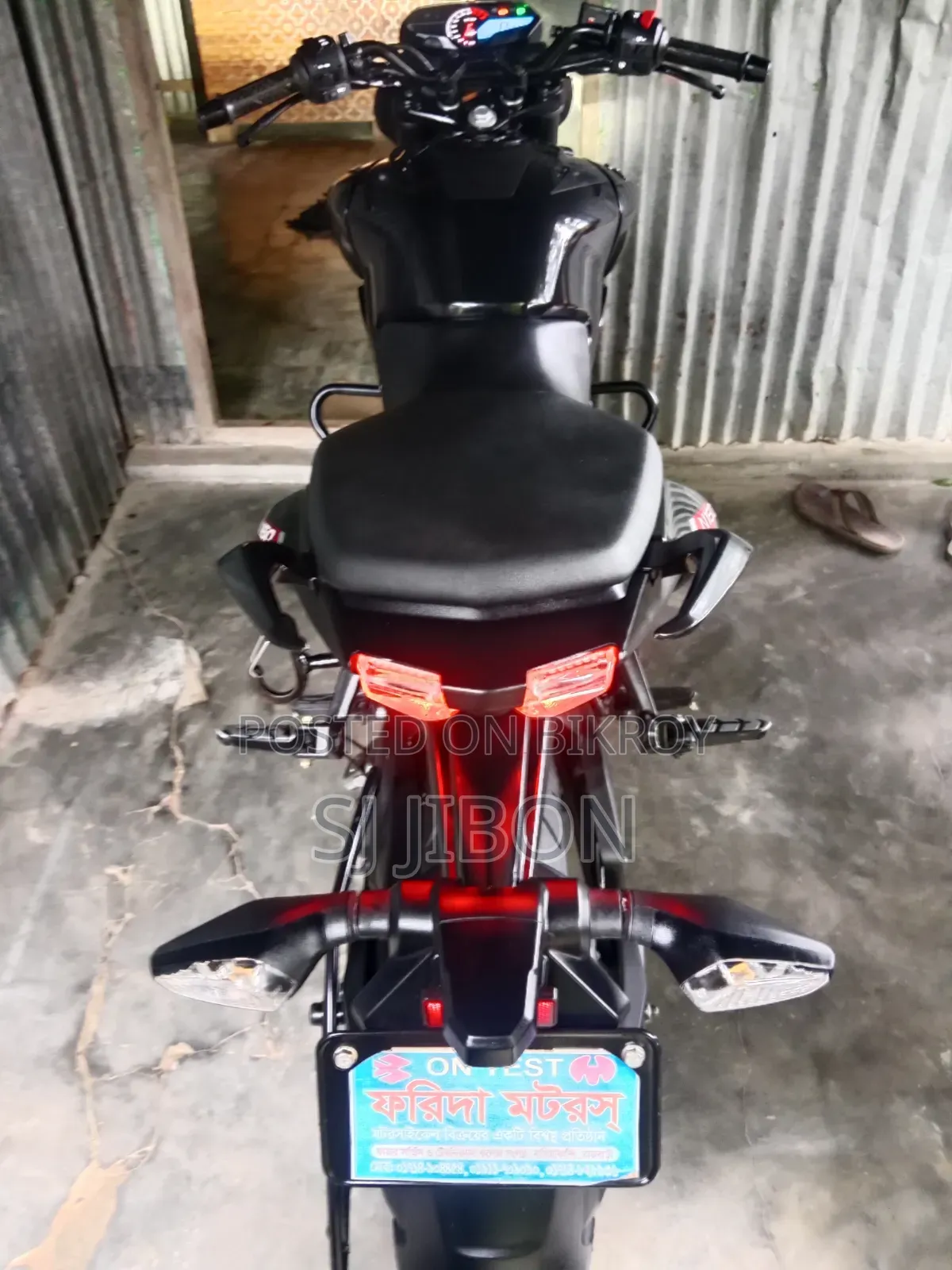 Bajaj Pulsar N160 2025 Black