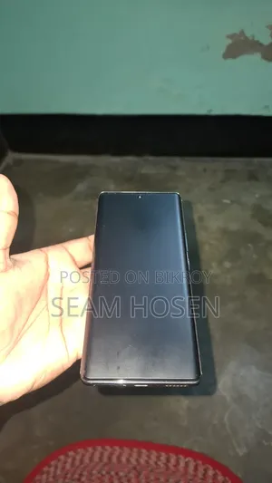 Tecno Pova Curve 256 GB Black