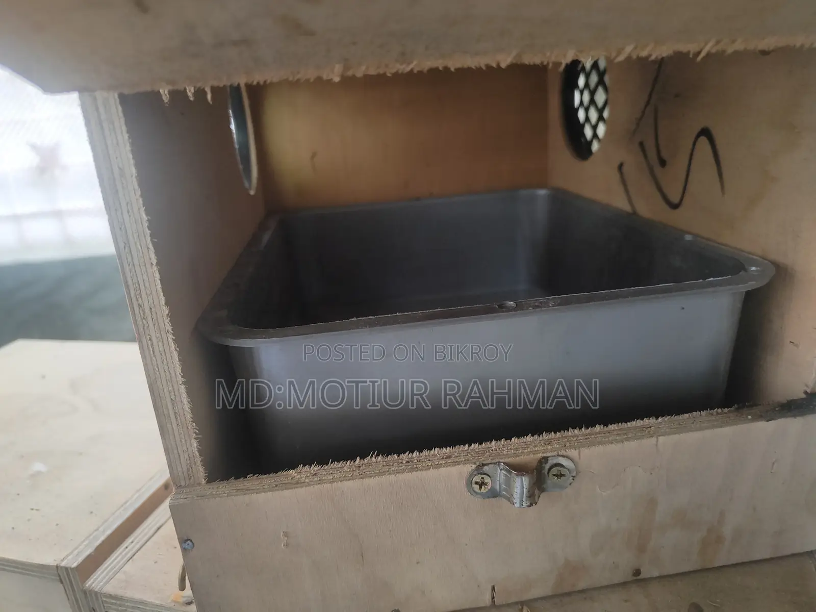 Cocktail Breeding Box for Sale
