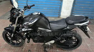 Yamaha FZ6 2025 Black