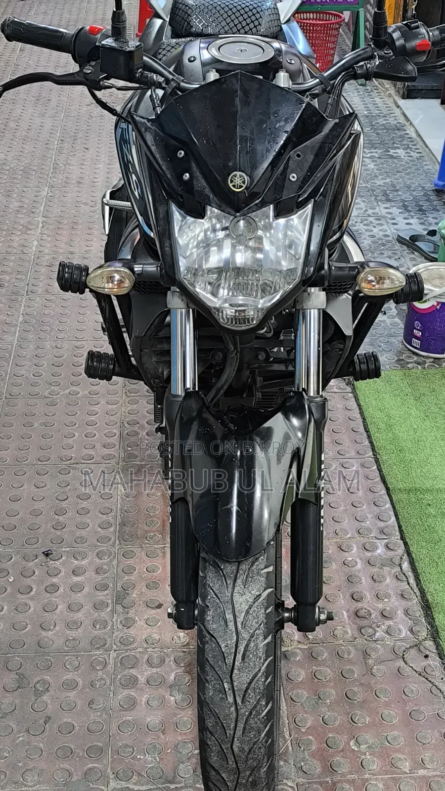 Yamaha FZ6 2025 Black