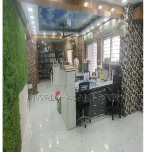 4bdrm Apartment in Uttara for Sale