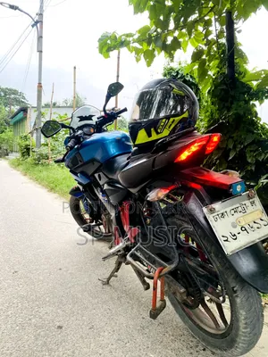 Bajaj Pulsar 150 2016 Blue