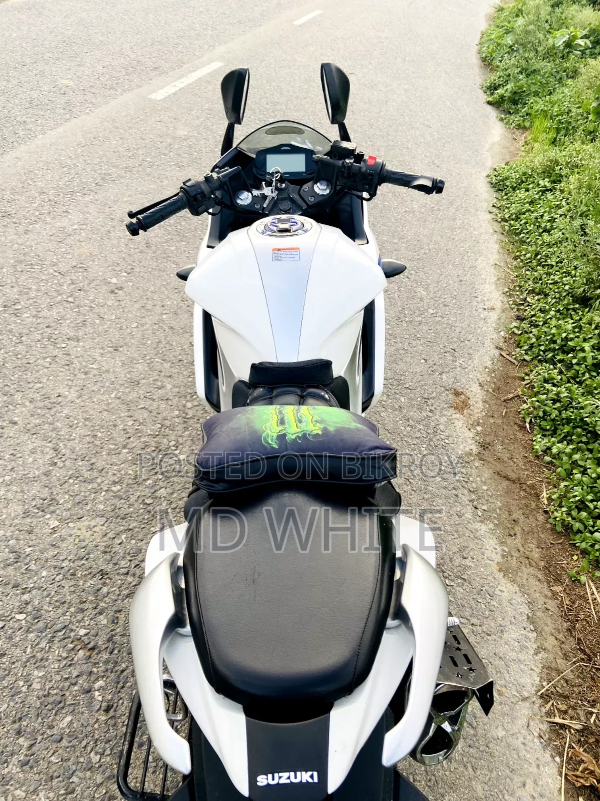 Suzuki Gixxer Fi ABS 2022 Silver