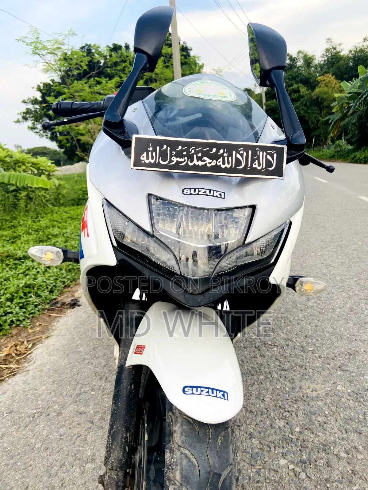 Suzuki Gixxer Fi ABS 2022 Silver