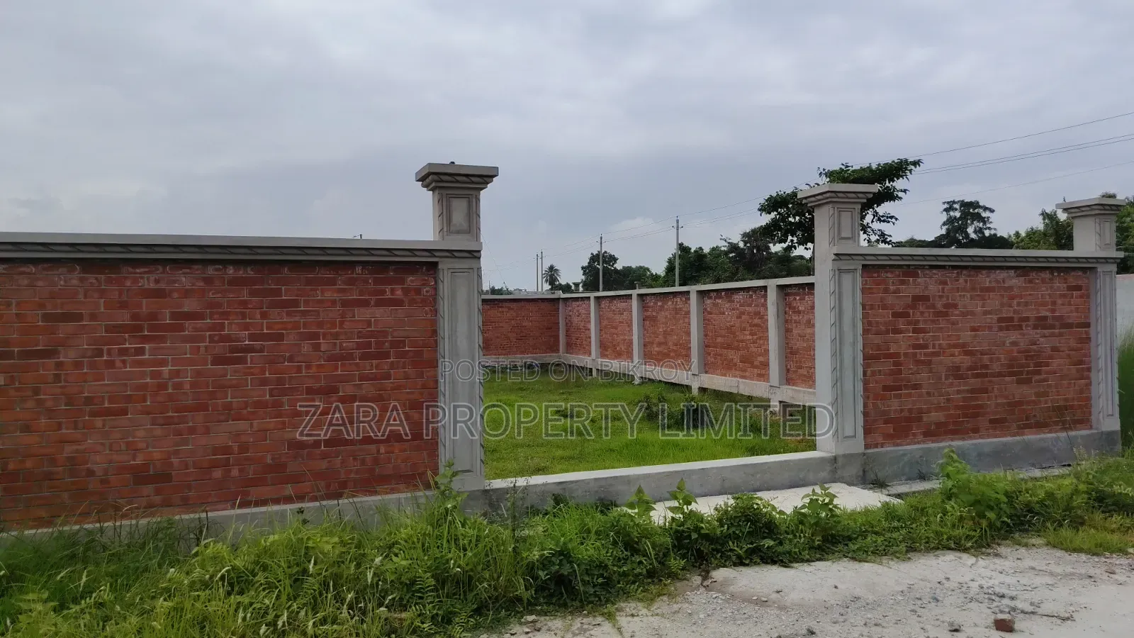 10 Katha plot next to 300 Feet Road, Sector 5.