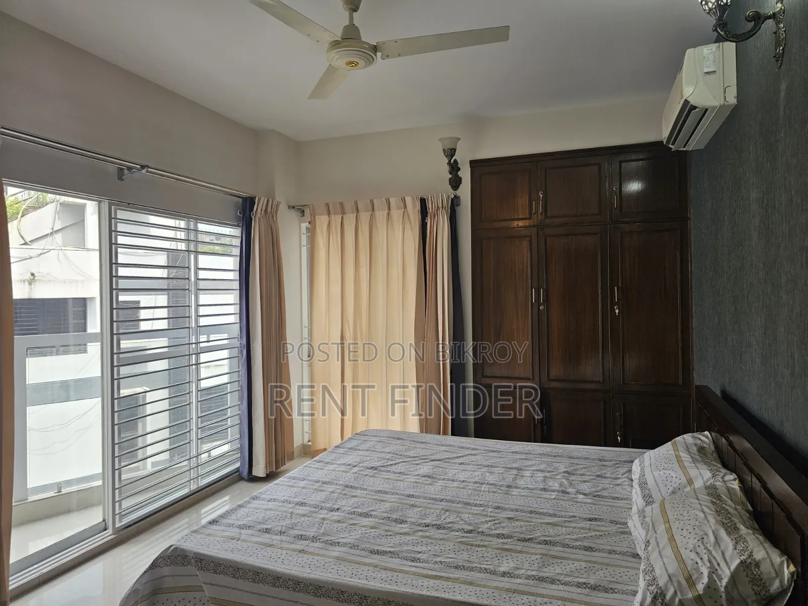 4-bedroom Apartment in Gulshan for rent