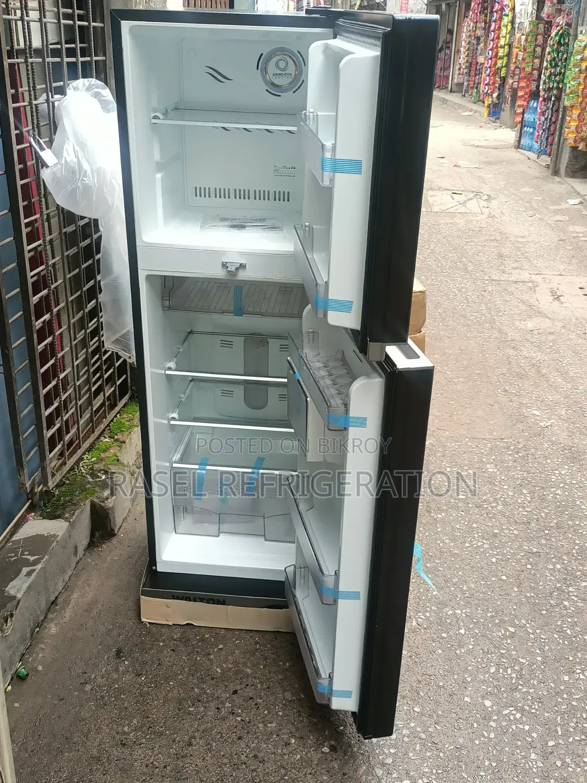 Walton Inverter Refrigerator 261 Liters Model WNM-2F1 at 35% Discount