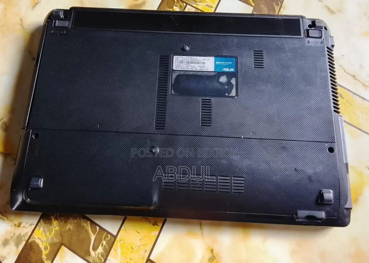 Laptop Asus B43E 4GB Intel Core i3 HDD+SSD 500GB