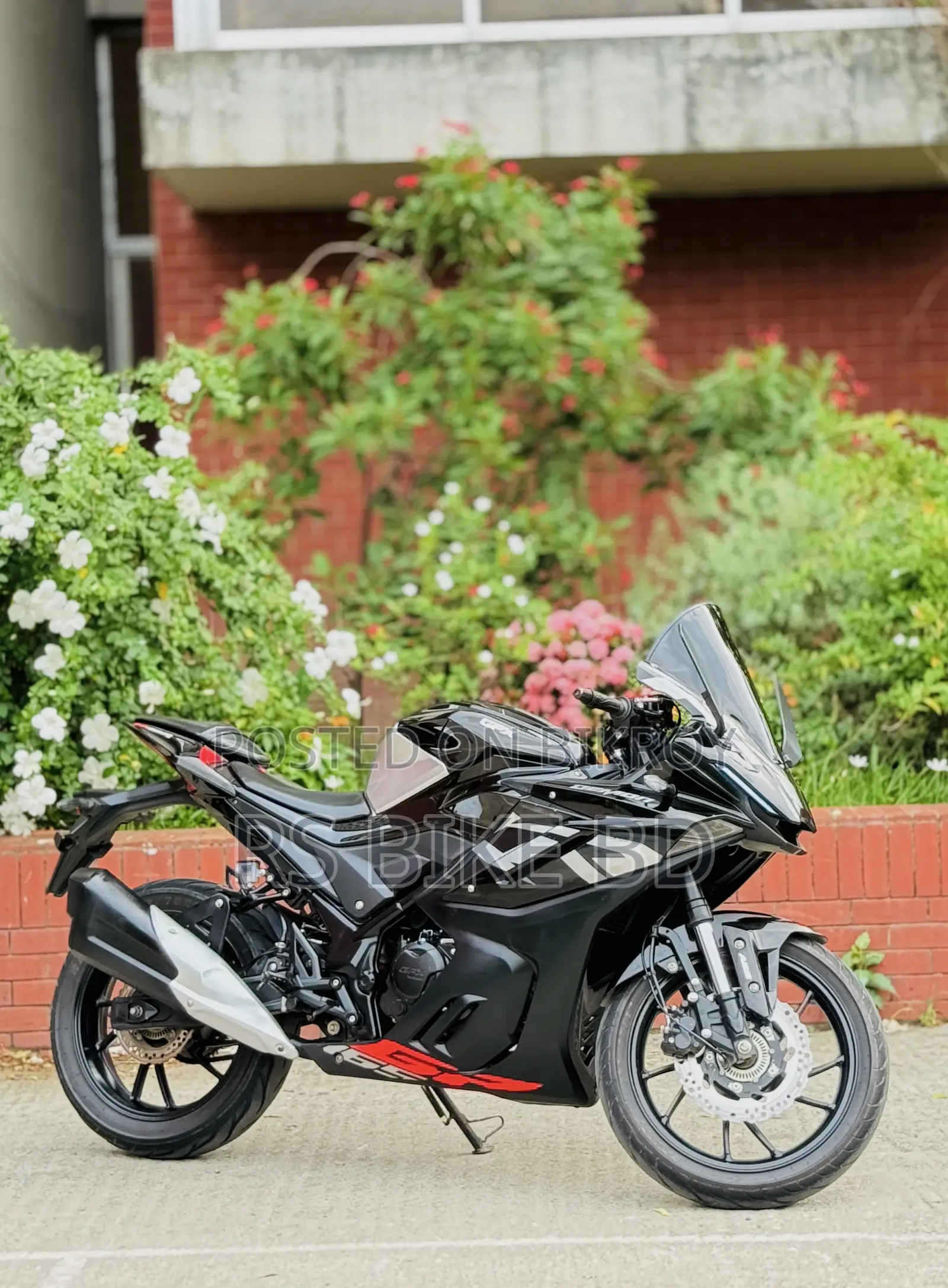 GPX GR200R Dacorsa2 2025 Black
