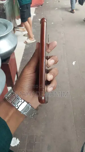 Vivo Y11 32 GB Red