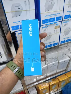 এংকার ২০ ওয়াট চার্জার