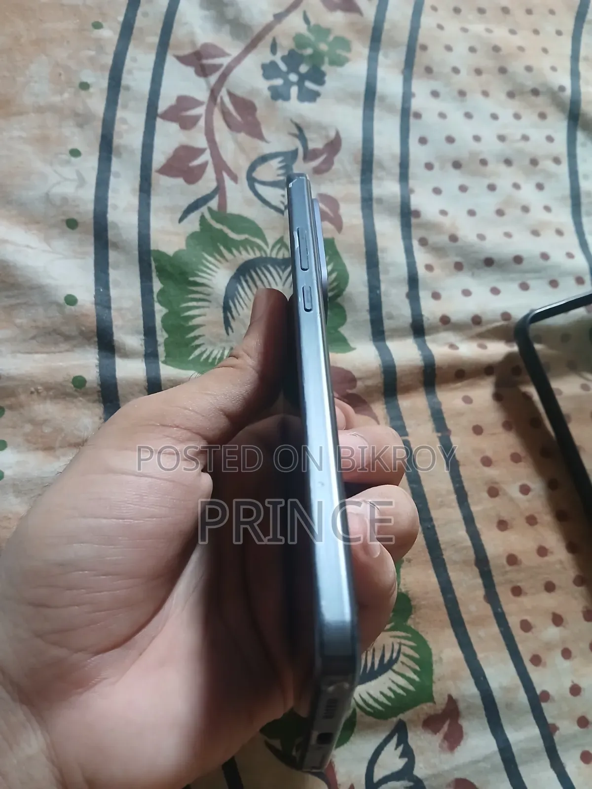 iQOO 256 GB Black