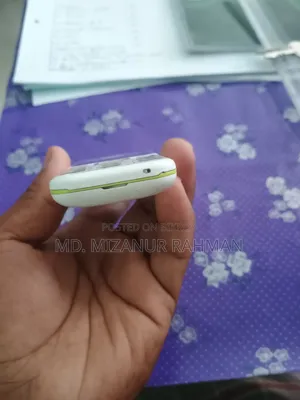 Samsung Guru Music 2 White