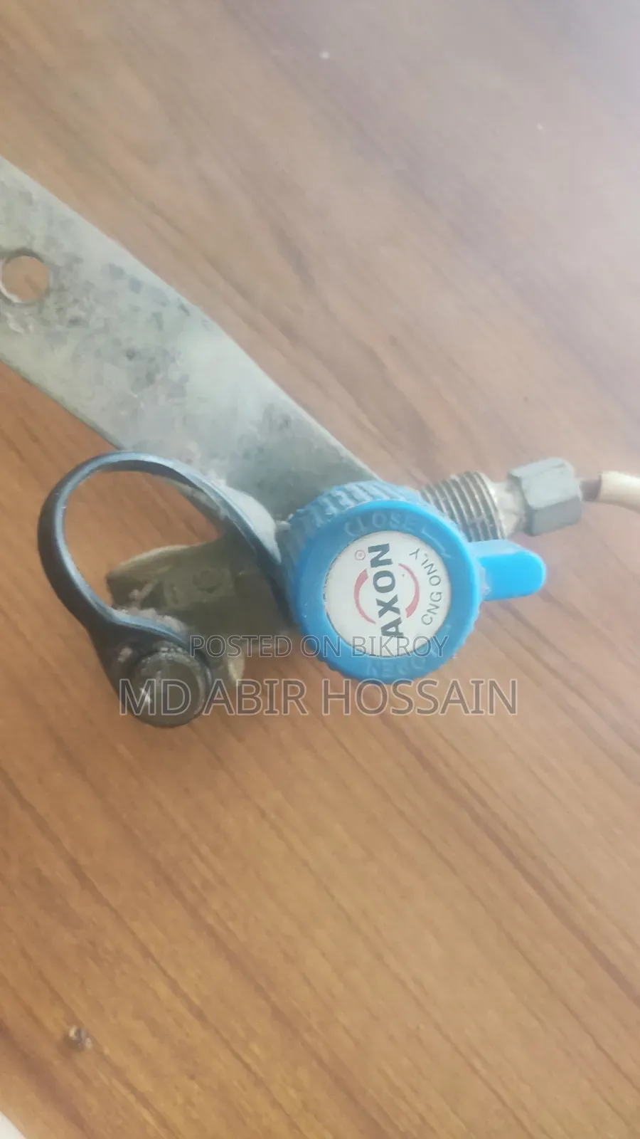 Car's Cng Kit Or Cng Line Valve