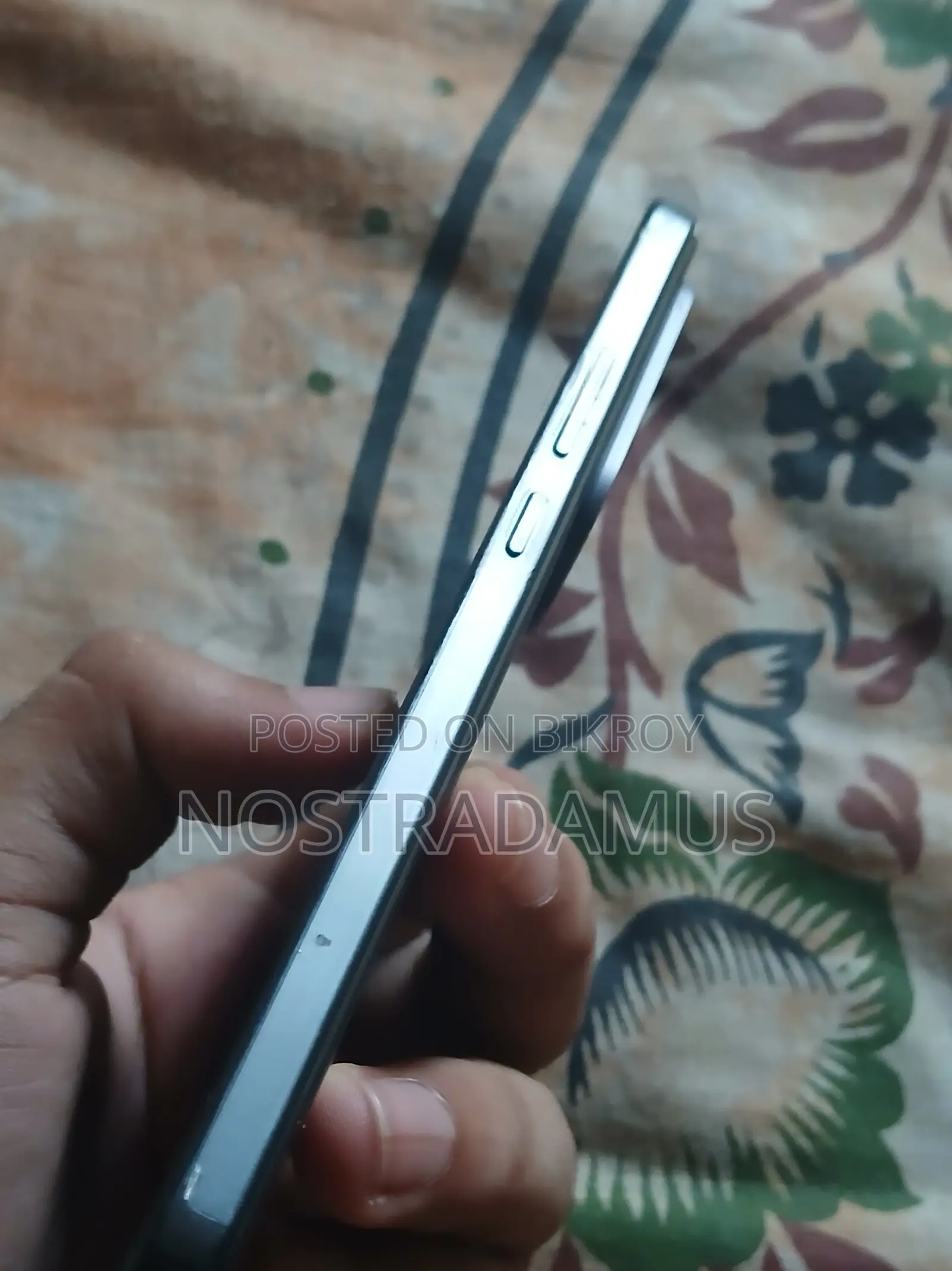 iQOO 256 GB Black