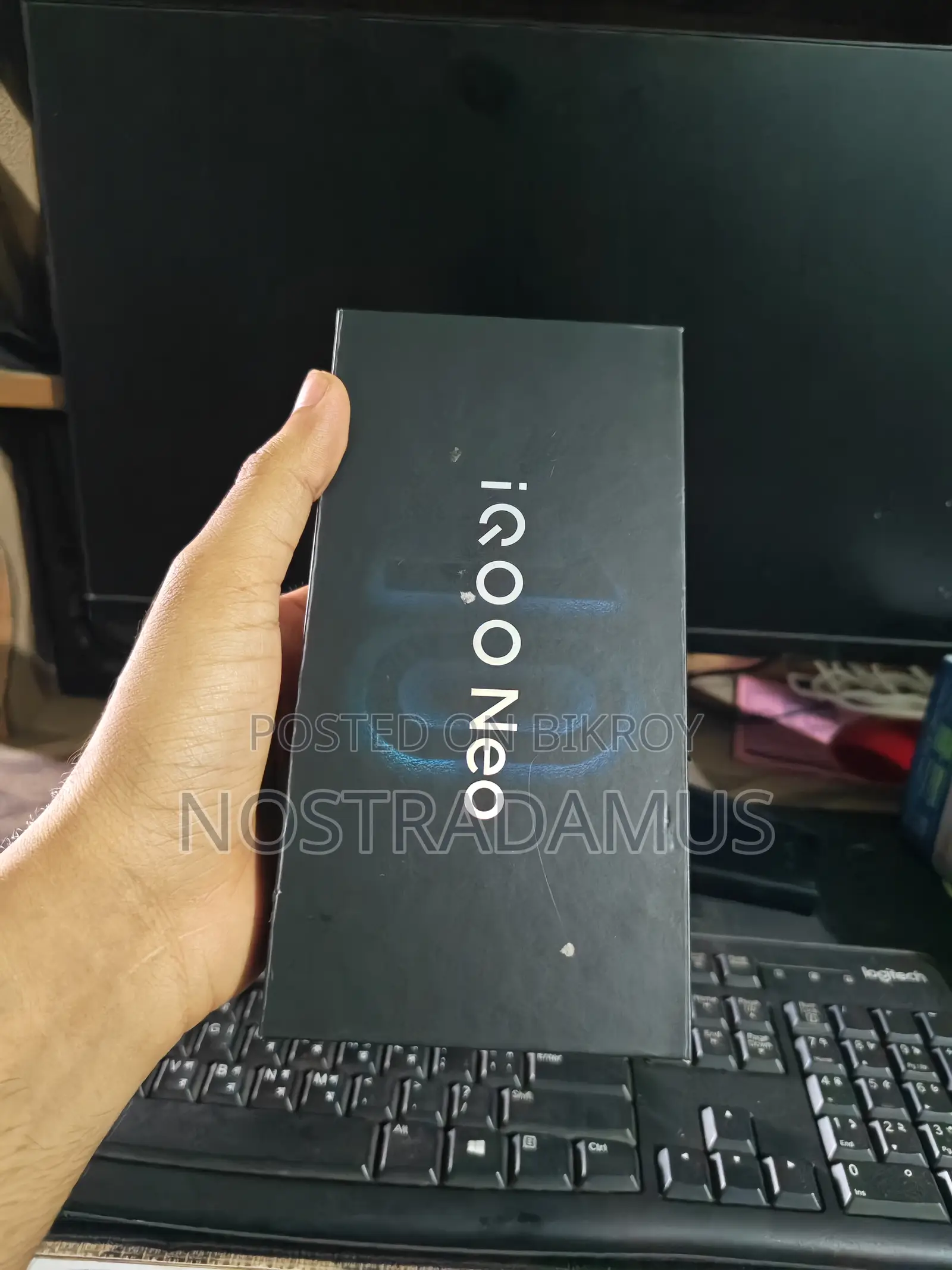 iQOO 256 GB Black
