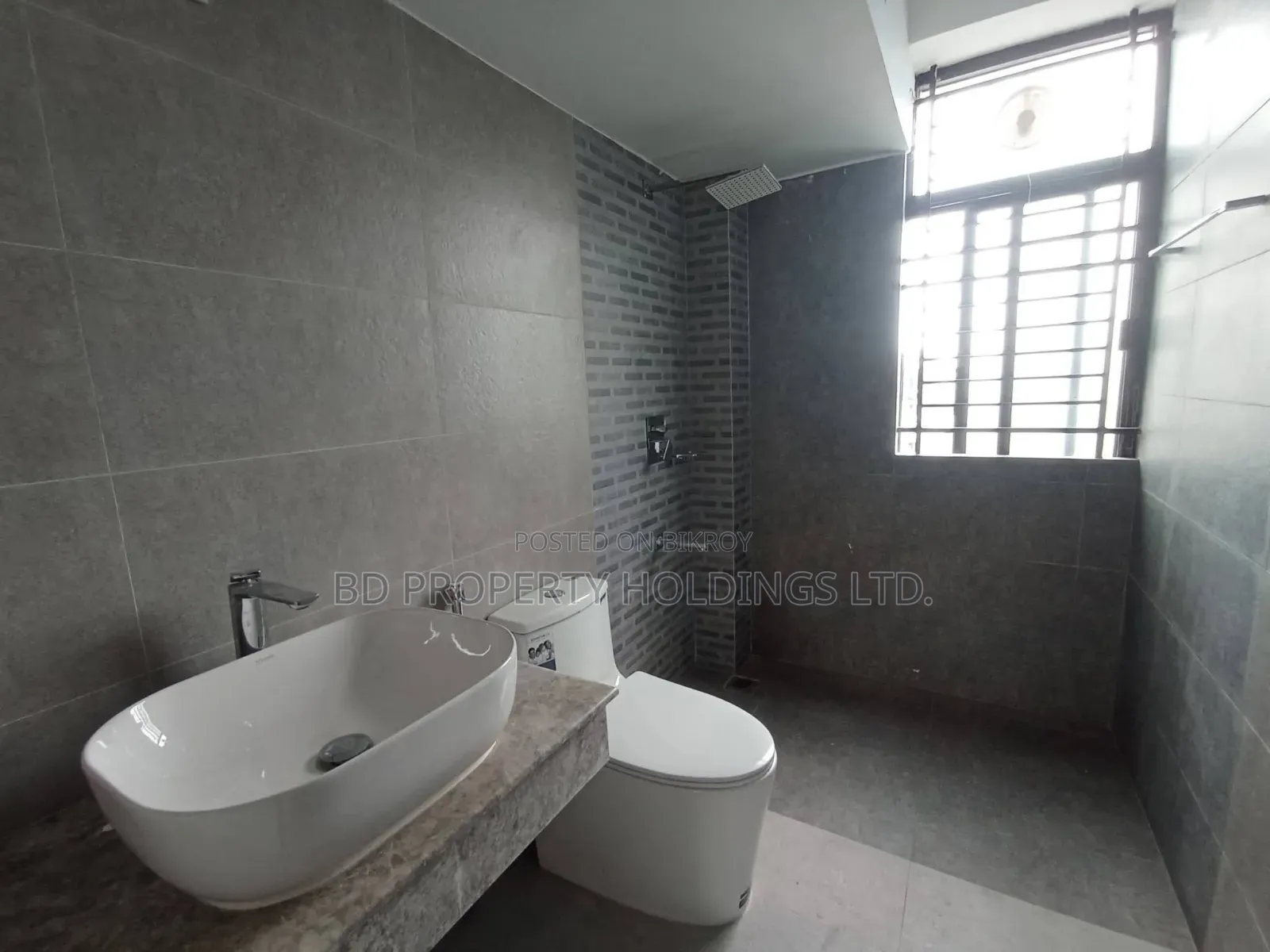 4bdrm Apartment in Uttara for Rent