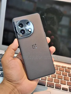 ওয়ানপ্লাস ১১ ২৫৬ জিবি ব্ল্যাক