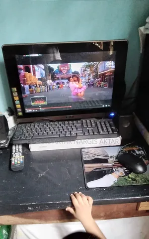 Desktop Computer Gigabyte 4GB Intel Core i3 SSD 128GB