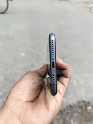 Apple iPhone 8 Plus 64 GB Black