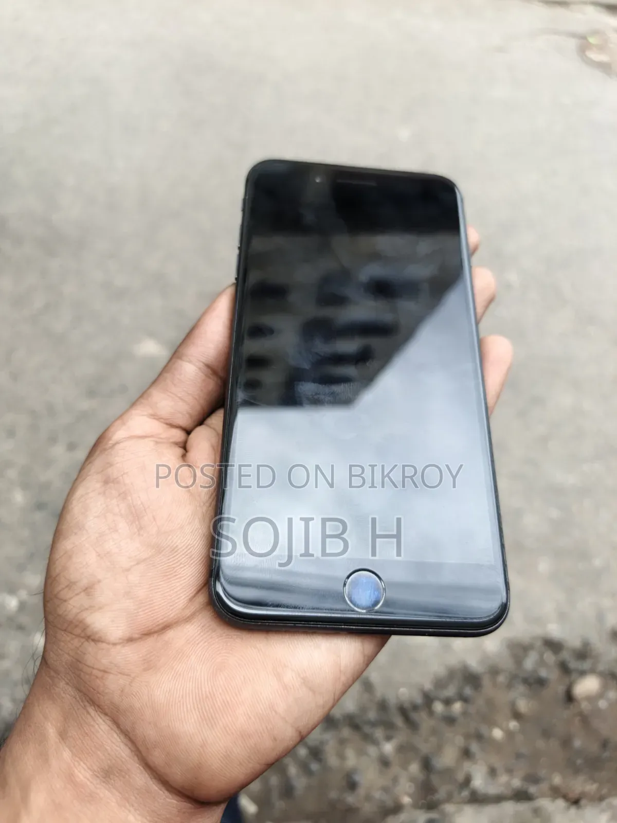 Apple iPhone 8 Plus 64 GB Black
