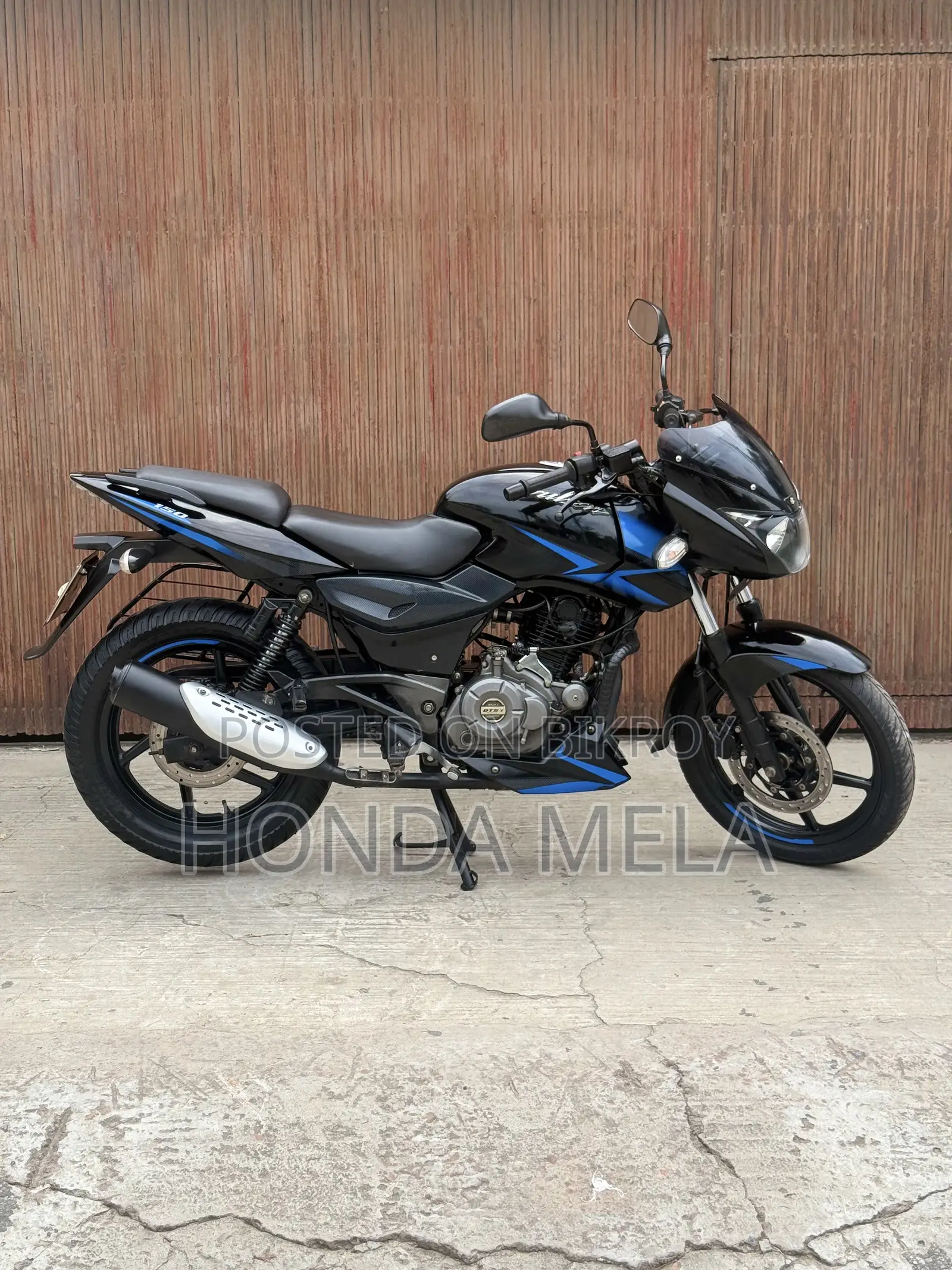 Bajaj Pulsar 150 2020 Black