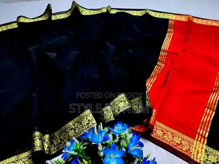 অফার প্রাইজে পাবেন শাড়ি