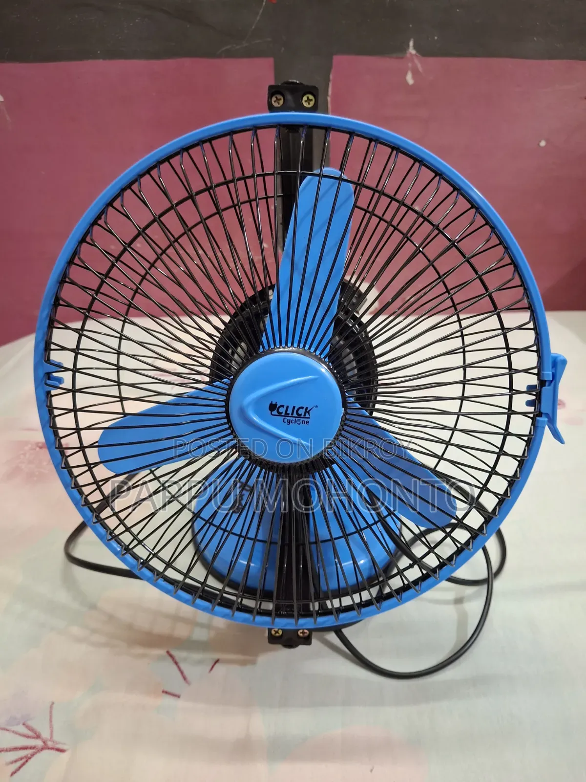 Click Fan
