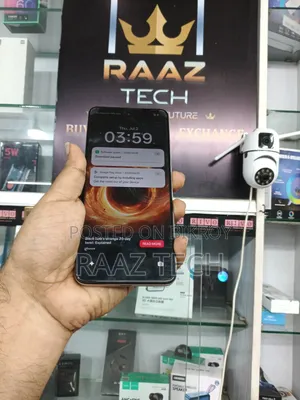 Realme 128 GB Bronze