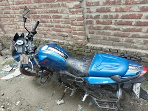 TVS Apache RTR 160 2V 2022 Blue