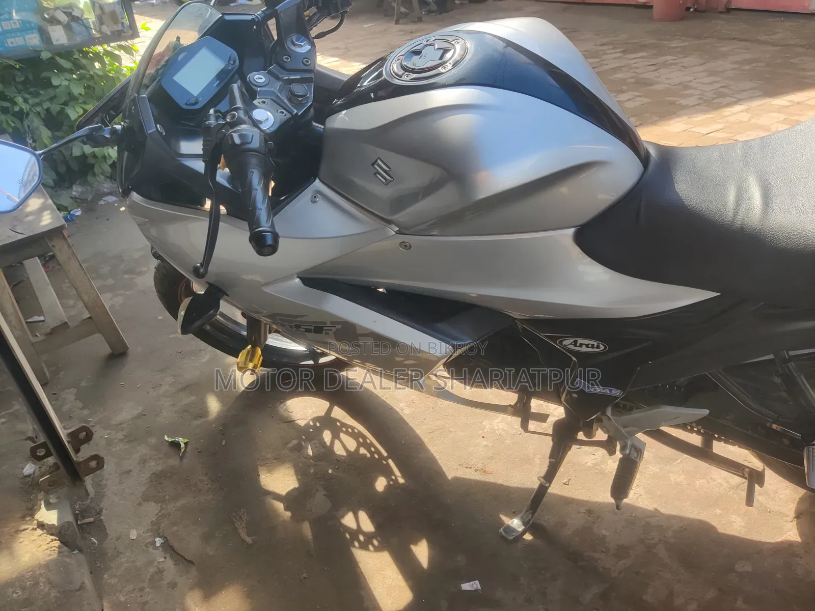 Suzuki Gixxer SF FI ২০২১ রূপালী