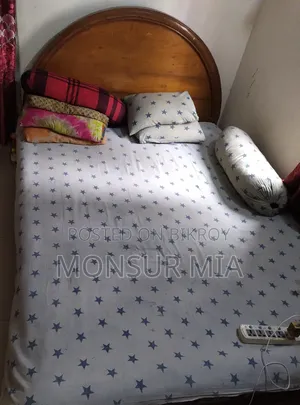 5/7 feet teak wood bed (3 mango wood slats)
