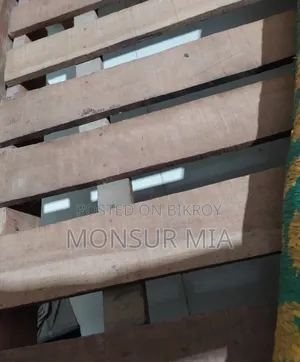 5/7 feet teak wood bed (3 mango wood slats)